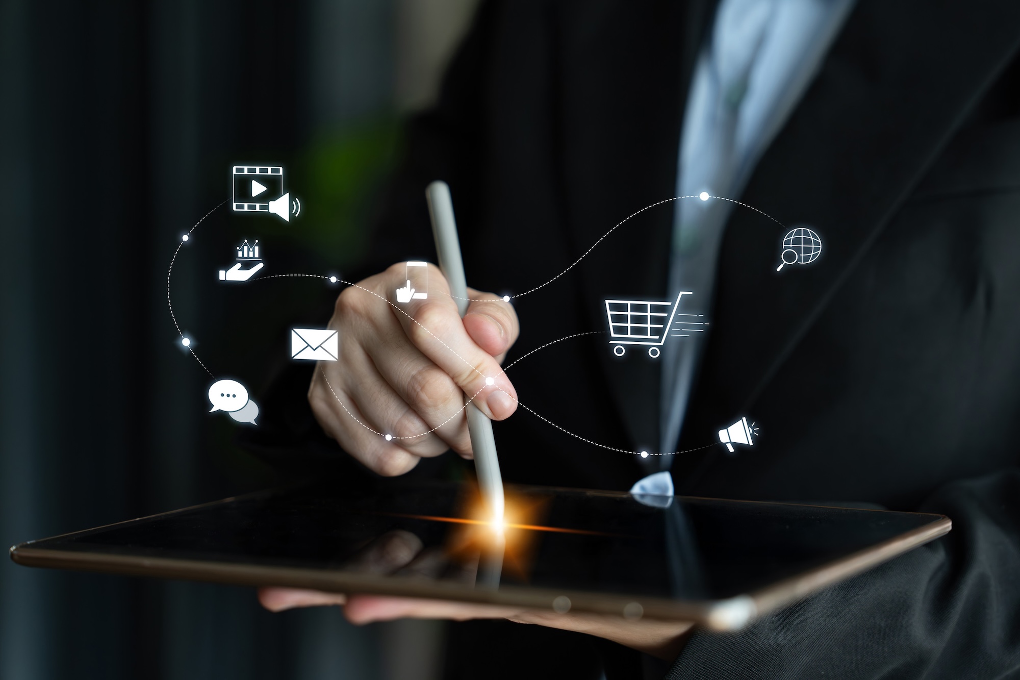 Comment le PIM accélère votre time-to-market tout en garantissant la qualité de vos données